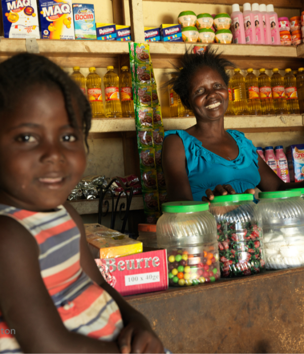 Women running business – MicroLoan_credit PeterCaton (2) Women running business - MicroLoan_credit PeterCaton (2)