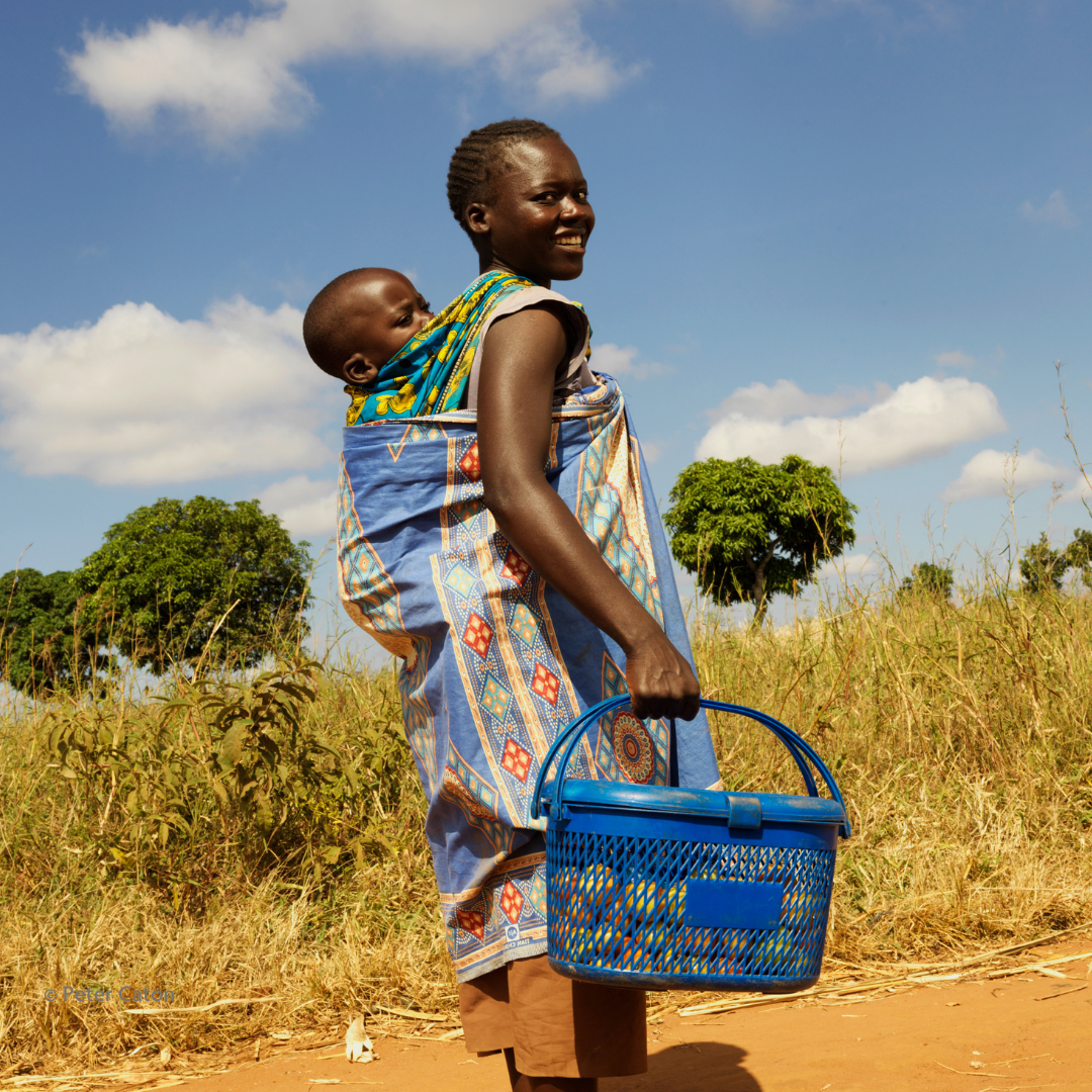 Women running business - MicroLoan_credit PeterCaton (3)